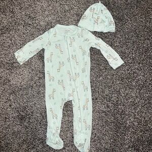 Little Me 3-6 month giraffe footie with matching hat, mint green